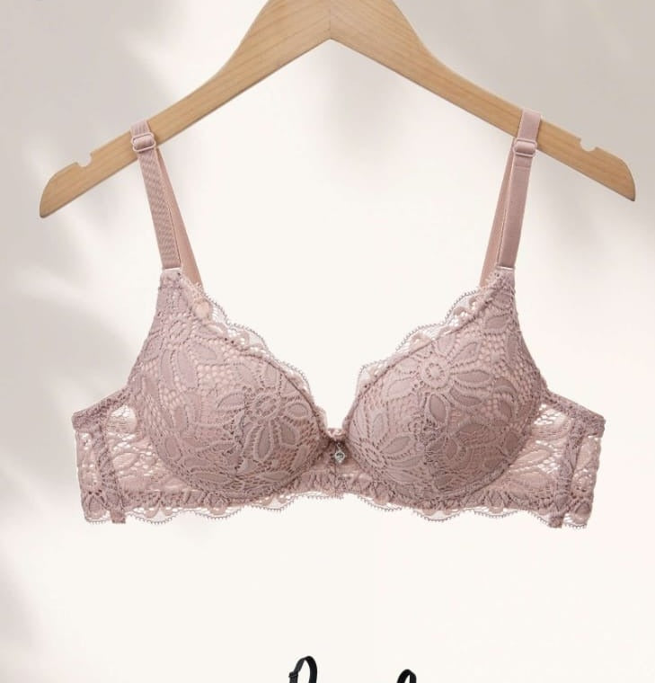 Rose Scallop Lace Bra alternate modeled view