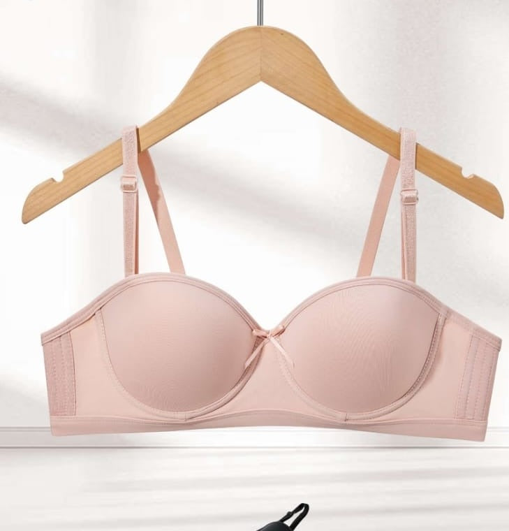 Soft Pink Wired Bra alternate modeled view